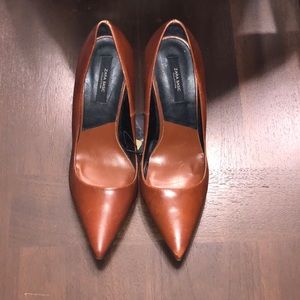 Brown Leather Pumps
